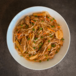 Noodles cu carne de porc