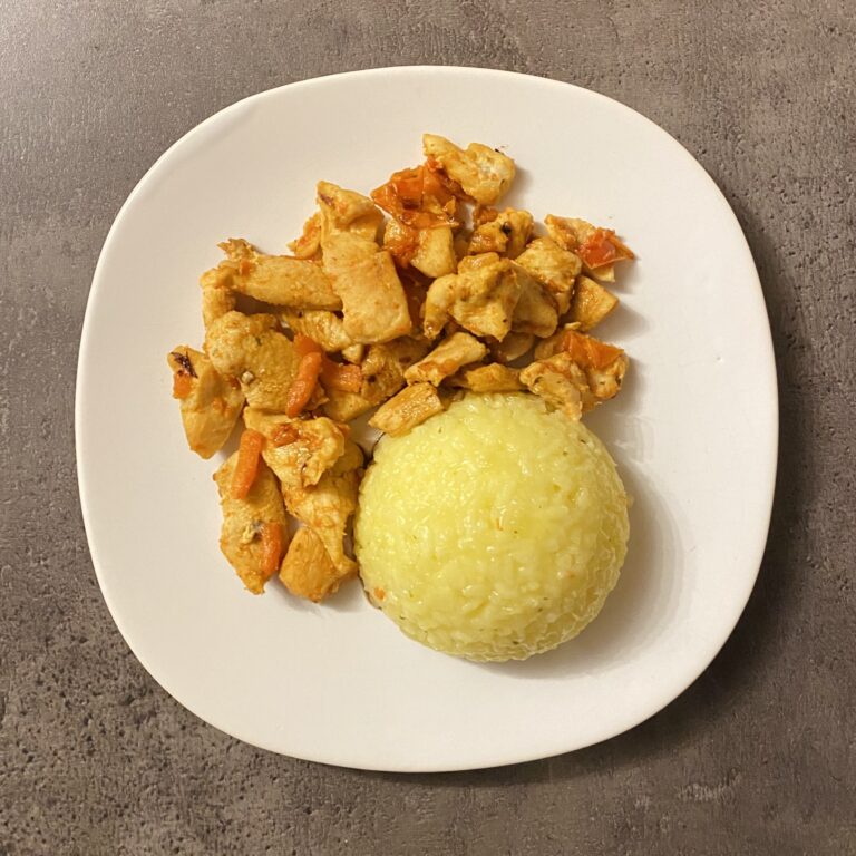 Orez cu pui și legume