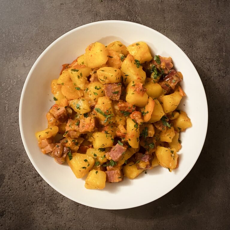 Tocăniță de legume cu bacon