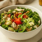 Salată de pui cu legume