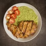 Cotlet de porc cu piure de broccoli