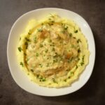 Pui cu mazăre și piure