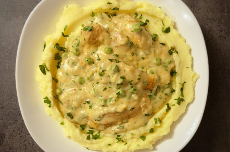 Pui cu mazăre și piure